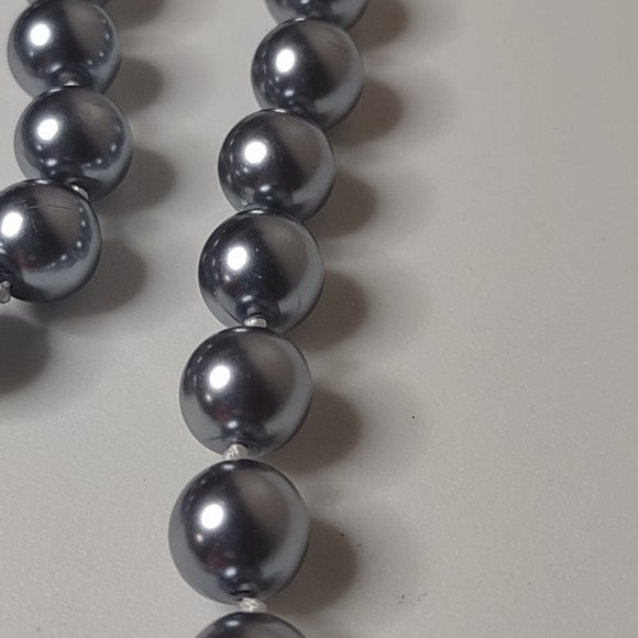 Metal Bead With Decorative Clasps Necklace And Bracelet Set - Picture 8 of 13